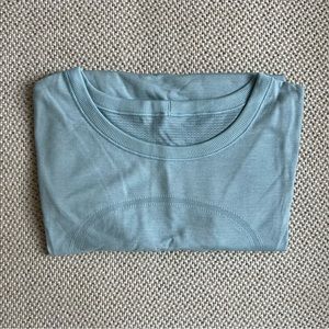 Lululemon Swiftly Long Sleeve Relaxed (Light Blue, 8)